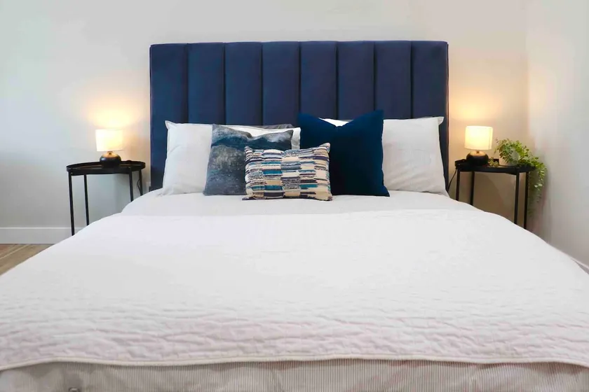 Relaxing Home|Central Area Winnipeg|Free Parking - Image 1