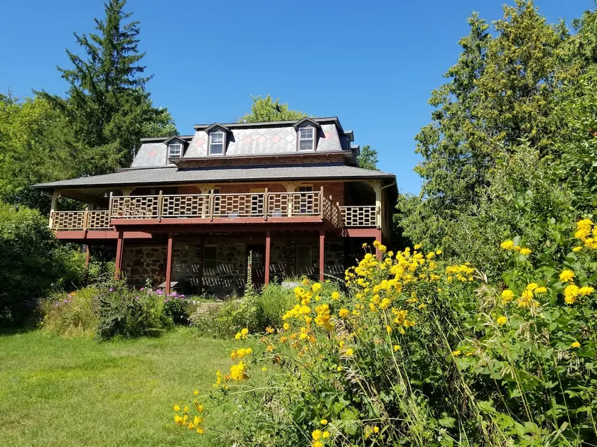 The Cornu Farmhouse (Waterfront) - Image 1