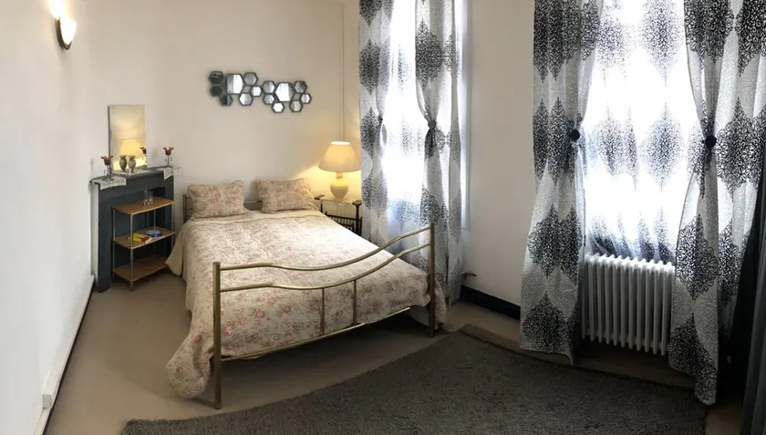 35m² studio on the garden side • quiet • Netflix + Prime - Image 1