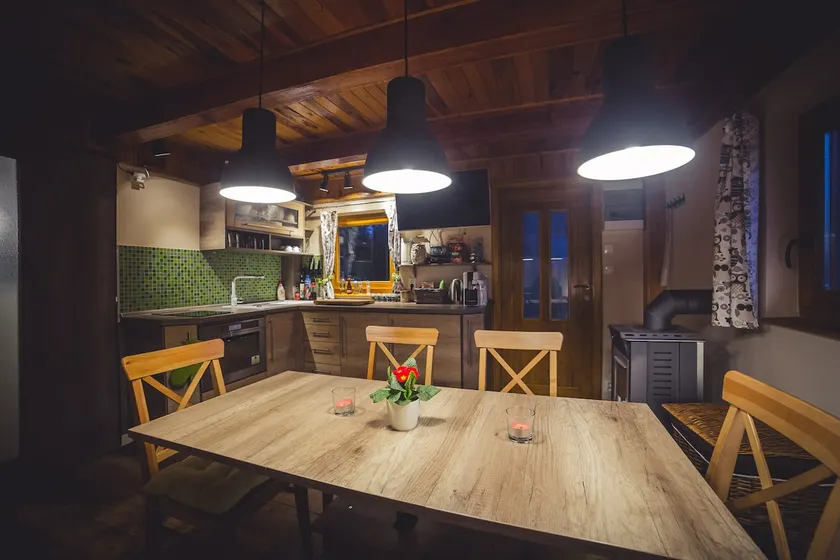 Renovated cozy cottage with a garden - Image 1