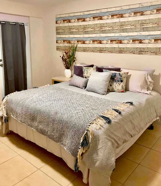 Spacious studio, with balcony, kitchen and air conditioning. - Image 1