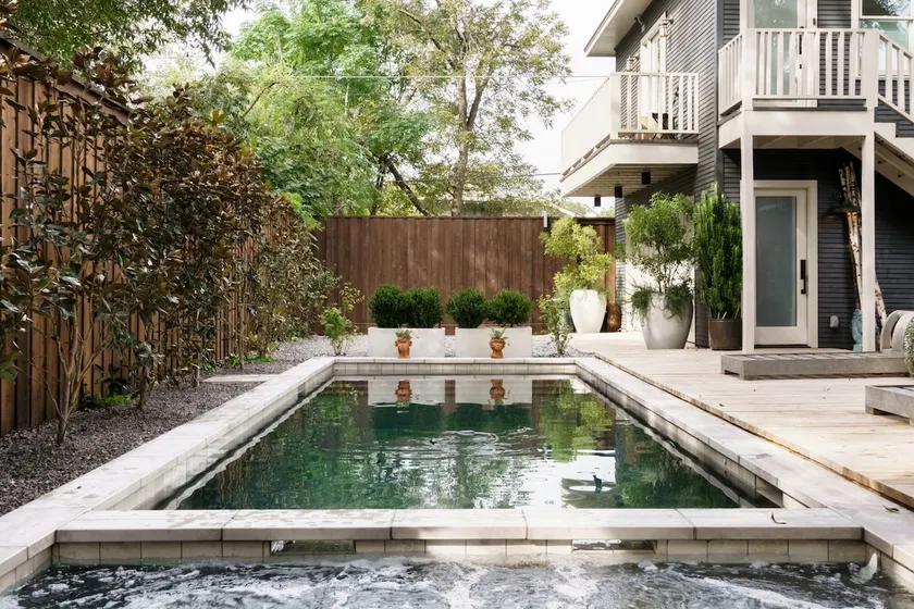 High-style Home near Bishop Arts/Downtown Dallas - Image 1