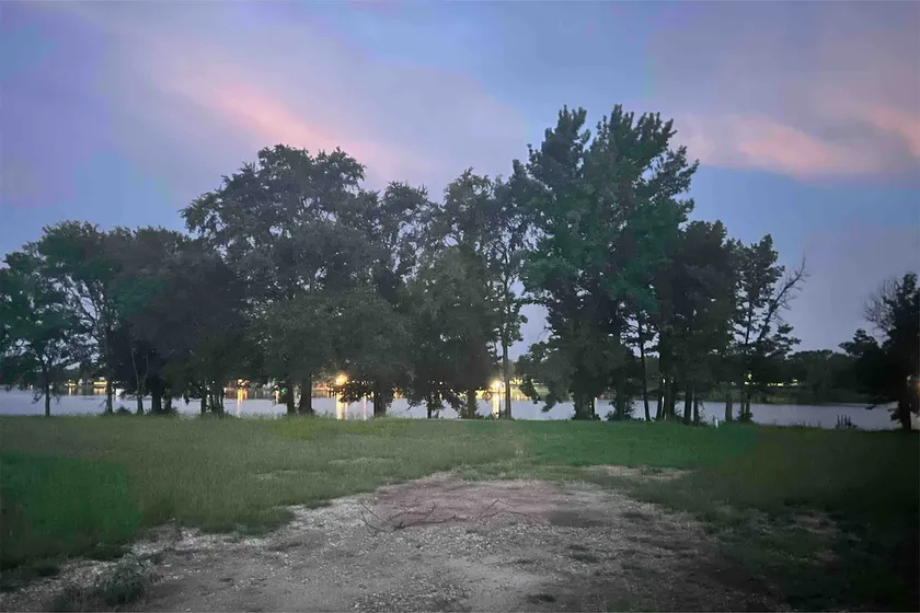Lake Fork Little Mustang Lake House - Image 1
