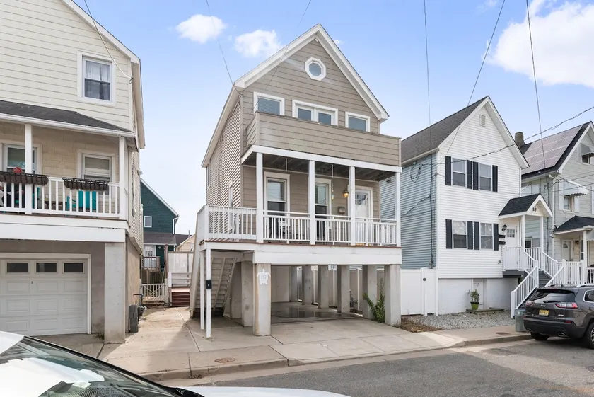 1 block to BEACH near Town Center - Image 1