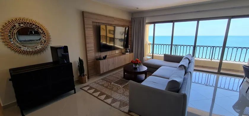 BEAUTIFUL, LUXURY Mazatlan Condo Right on Beach!! - Image 1