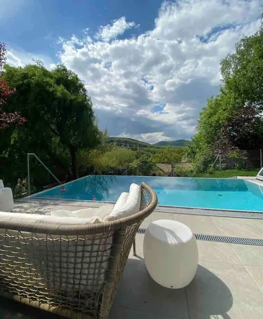 VIENNA WEST HILLS APARTMENT & POOL - Image 1