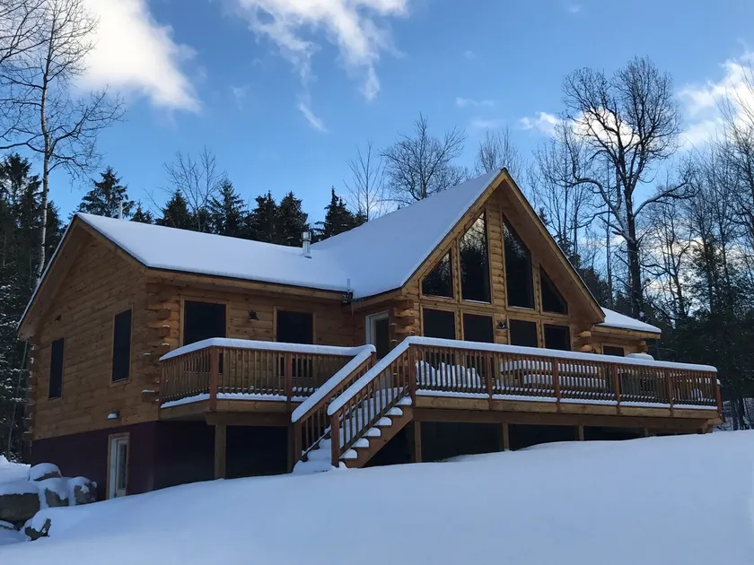 Slopeside Ski Chalet - The Wyndham - Image 1