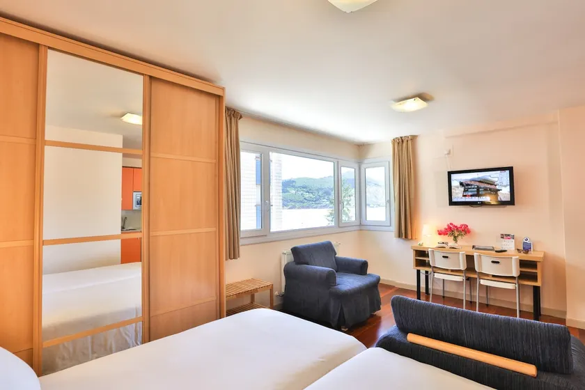Mundaka Apartments - Image 1