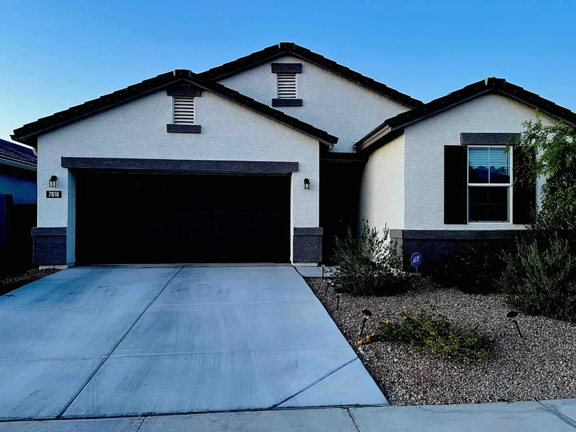 Nascar & State Farm Stdms 3Bd2BA Home Gated nbrhd - Image 1
