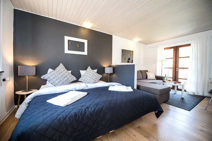 Cozy overnight stay - in the middle of the woods-close to the beach - Image 1