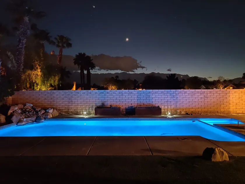 Comfortable Oasis with Pool and Spa - Image 1