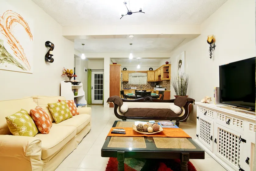 Atlantic Breeze Apartments - Image 1