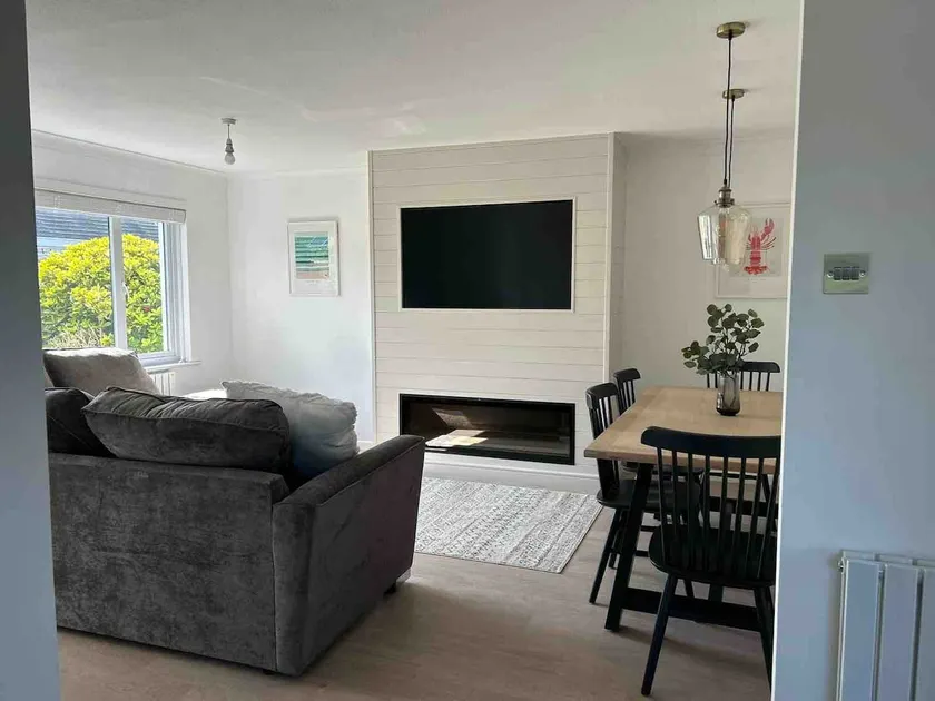The Bolt Hole Bungalow - Image 1