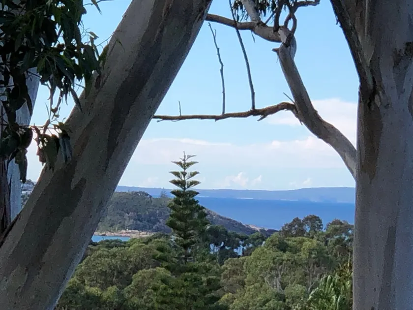 5 bedrooms, 900m from the beach & club with views - Image 1