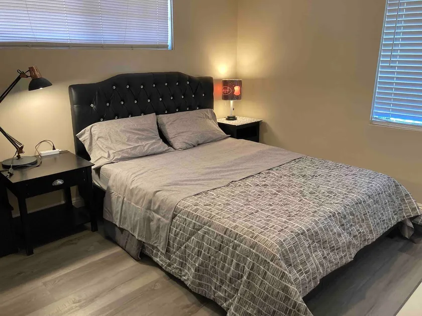 Quiet and easy to live in house 4B2B - Image 1