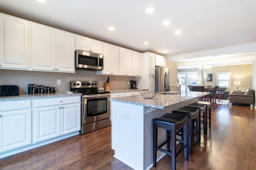 Renovated, one level home in an excellent location - Image 1