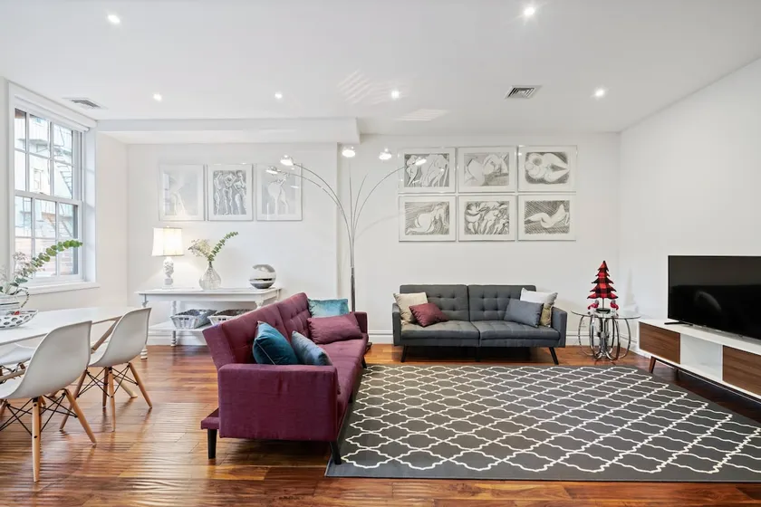 Stunning apartment heart of Williamsburg 2bd/2ba - Image 1
