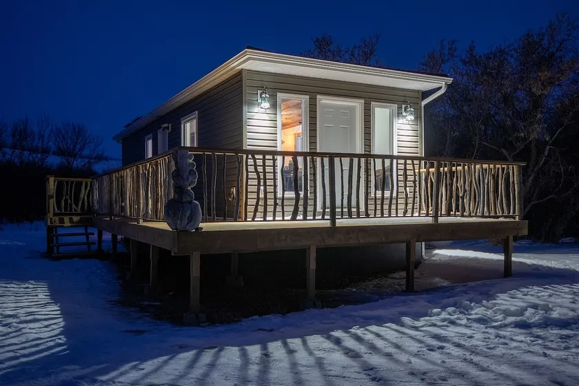 Coulee Creek Cabin - Image 1
