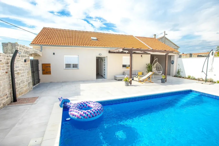 Vacation home Petra - Image 1