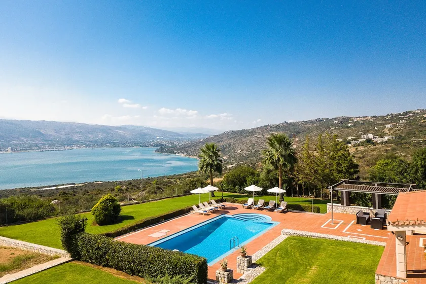 Villa Thealassa - Hanging Over the Sea by etouri - Image 1