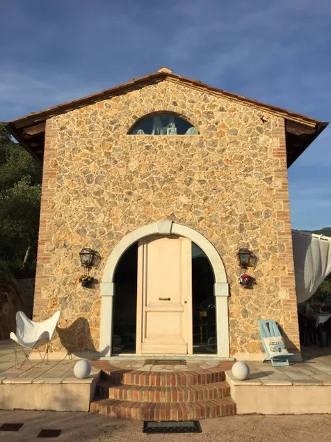 Wertvolles typisch toskanisches Landhaus mit Swimmingpool, atemberaubender Blick auf Camaiore - Image 1