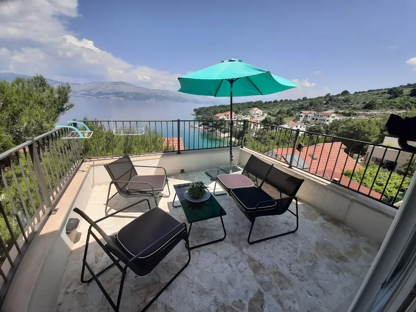 VillaSaraPostira - 1 bed apartment - sea view - Image 1