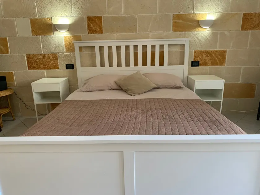 Otranto holiday home with three bedrooms and only a two minute walk to the beach - Image 1