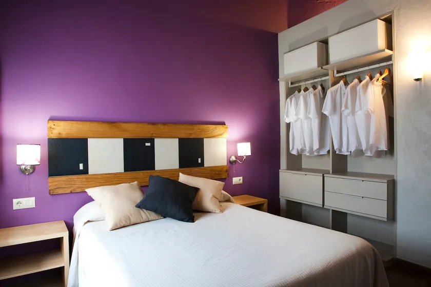 Two-bedroom apartment for four people - Image 1