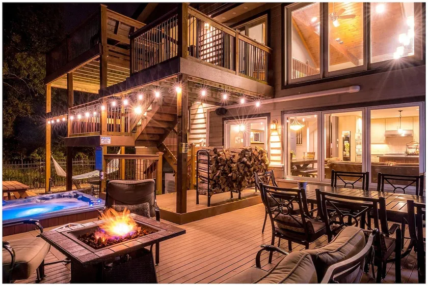 Dunes Nat'l Park, Hot Tub, Sauna, Firepit, Foosball - Image 1