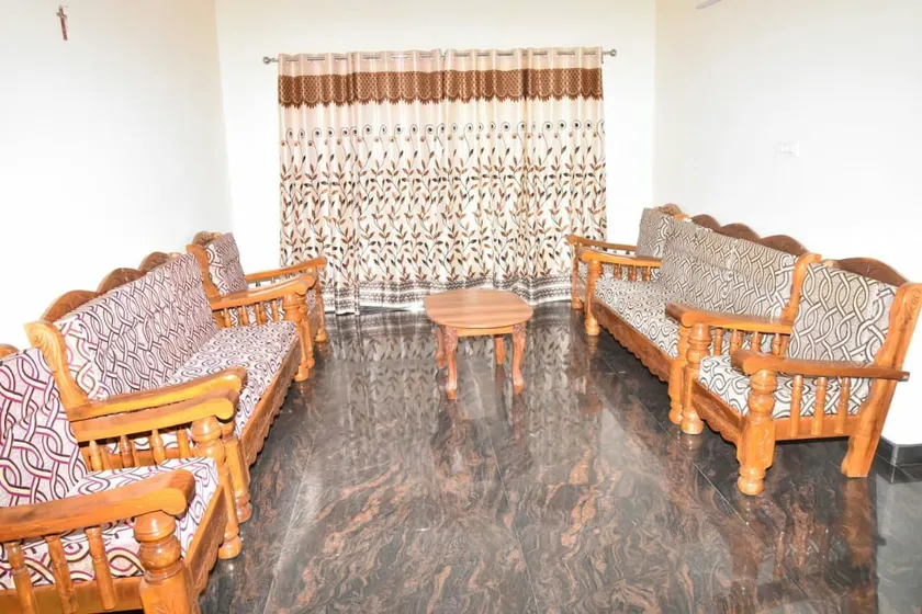 TAURO's INN 3bhk (full A/C) - Image 1