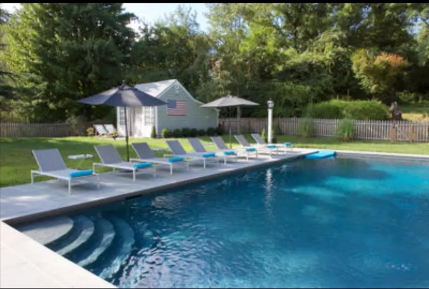 Shelter Island Cottage - Image 1