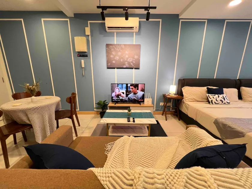 VitaminSEA2 Seaview 6PAX Studio Netflix A-9-16 - Image 1