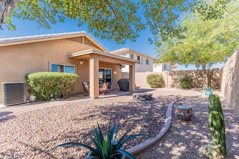 Beautiful Private Bungalow with large kitchen. - Image 1