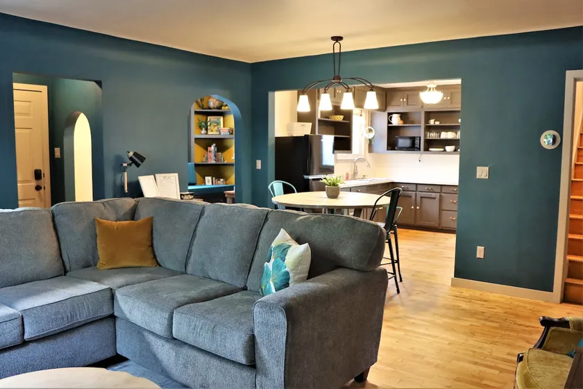 Columbia House. Comfortable Cape Cod Home. - Image 1