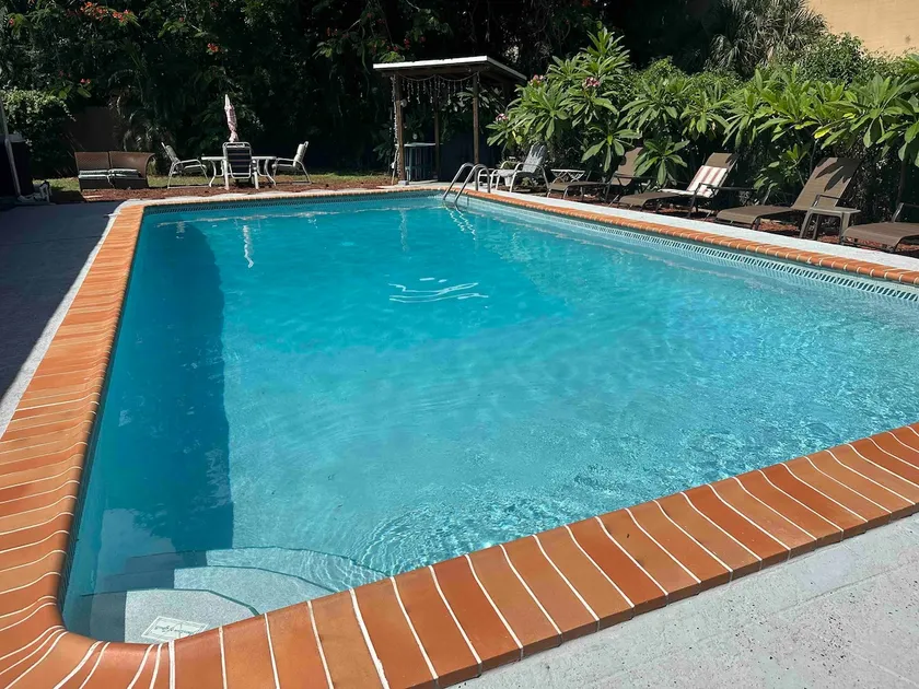 #2 Lake Osborne Tropical Pool Oasis HEATED POOL - Image 1