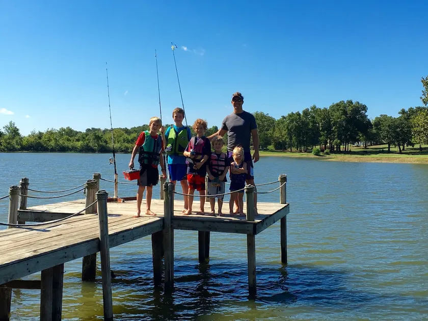 Lakehouse on the water. Boats & Pro Foosball - Image 1