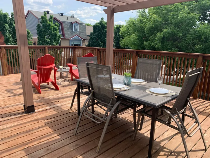 Byward Market Ottawa One Bedroom Beautiful Deck #3 - Image 1