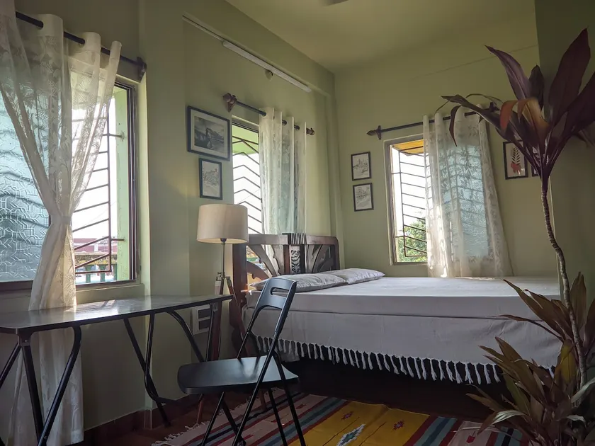 Golden Hour Studio-Apt | Attached Terrace| City - Image 1