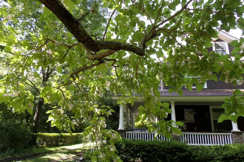 Catskill classic charm. - Image 1