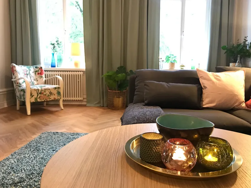 Artistic and light 2 room apartment in SoFo 65sqm - Image 1