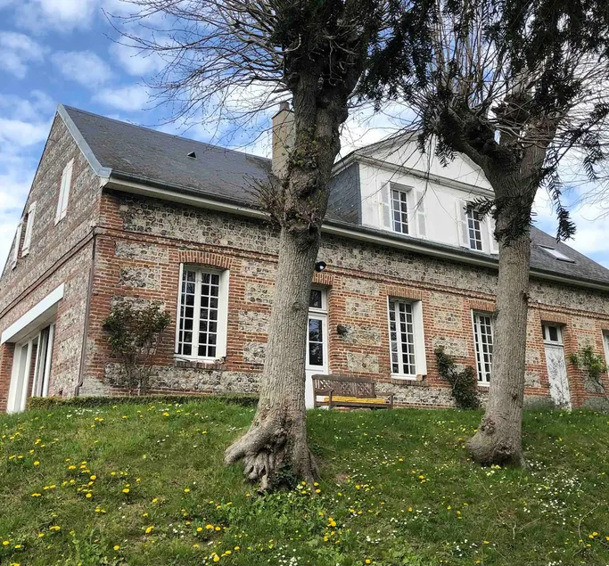 Spacious and warm ”Le Talus” house. - Image 1