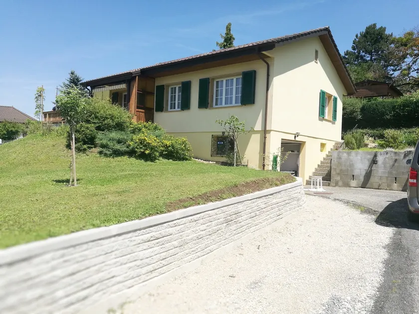Rental in house - Image 1