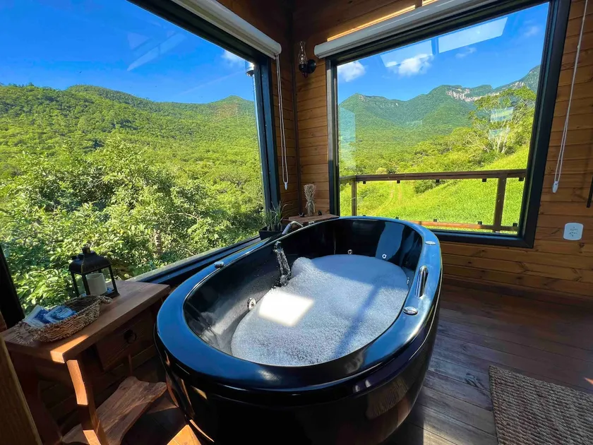 Luxurious chalet overlooking the Canyons - Image 1