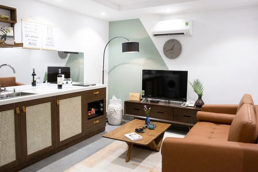 A little 1 BR AP W/ ROOFTOP POOL CLOSE TO THE TOWN - Image 1