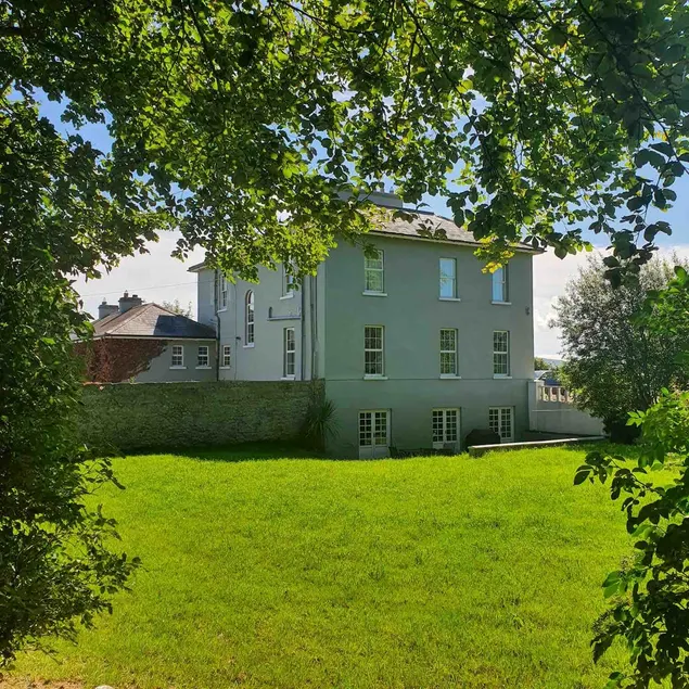 Captain Lysley's Retreat, Adare 10 mins - Image 1