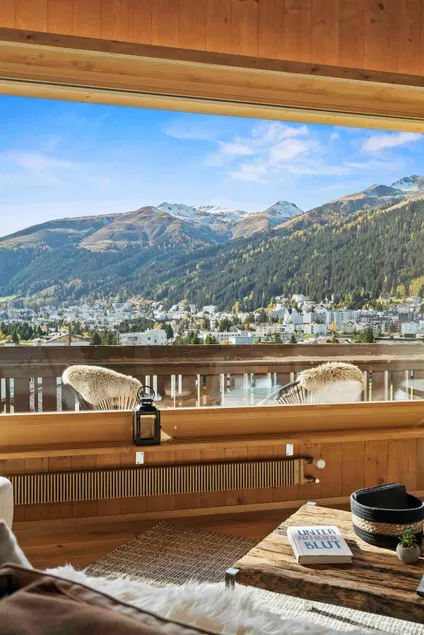 A&Y to the Golden Deer Chalet • View, Fireplace, Skiing - Image 1
