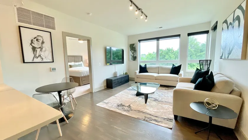 Luxury Living | Tysons | Spacious | Balcony - Image 1