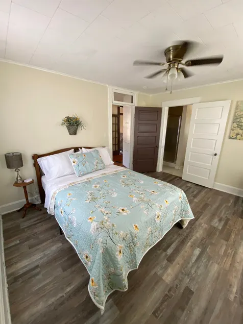 Fairy Bowery Apartment - Image 1