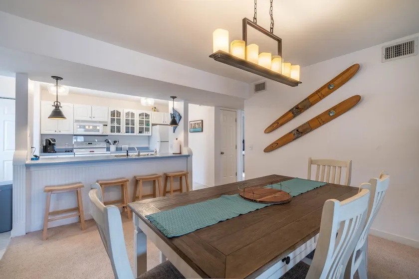 Geräumige Wohnung mit Blick auf den Hauptkanal, großartiger Treffpunkt für Familie und Freunde! - Image 1