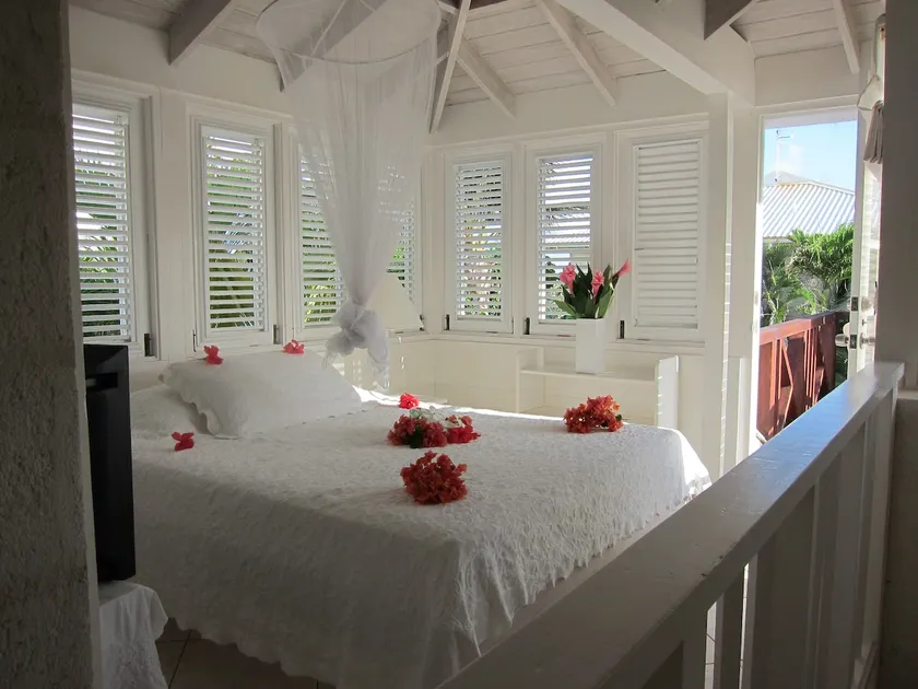 Seaside Cottage A on Silver Sands Beach - Image 1